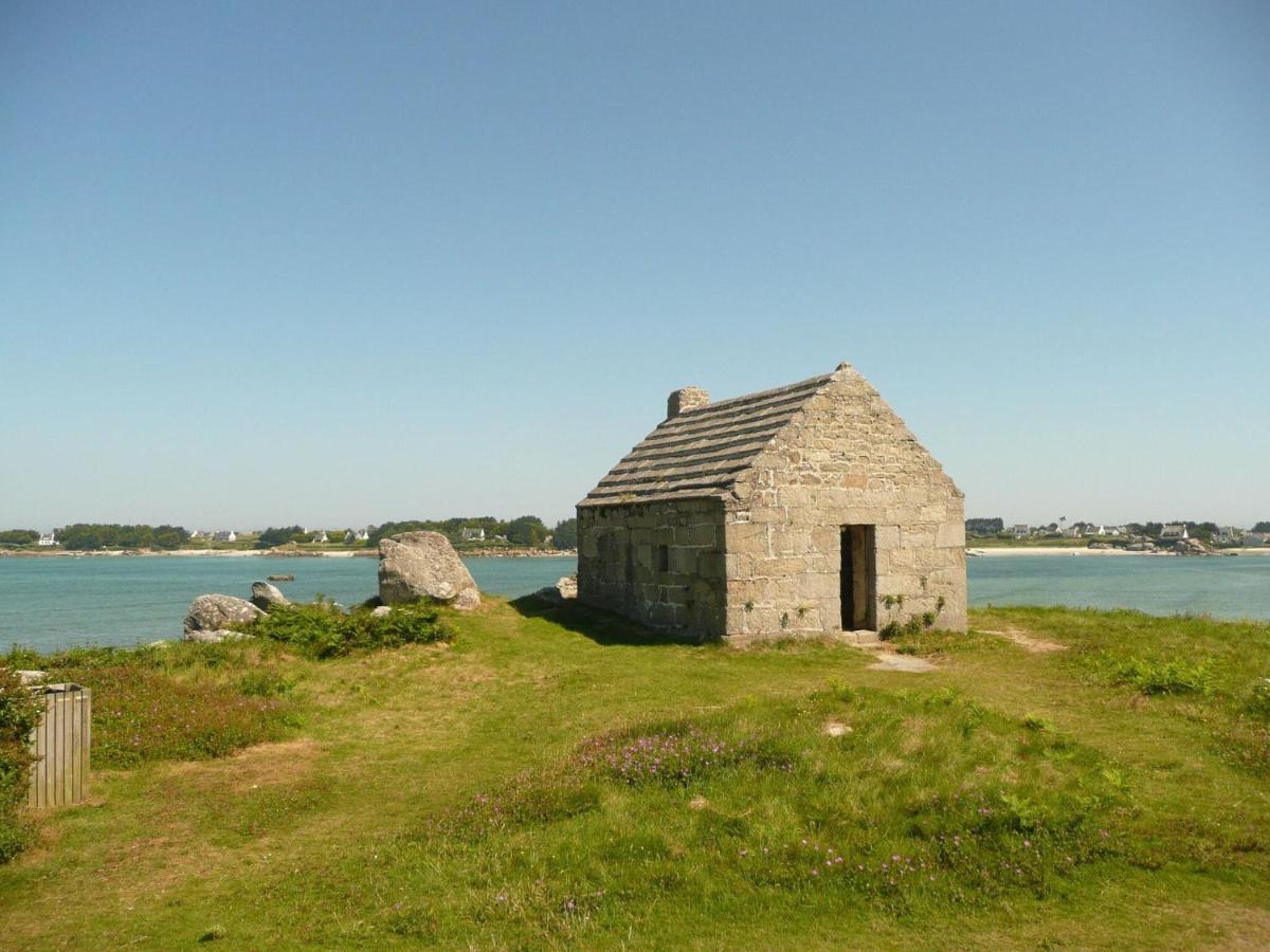 Cottage, Guissény المظهر الخارجي الصورة